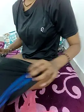 BABY-_LAVNYA webcam