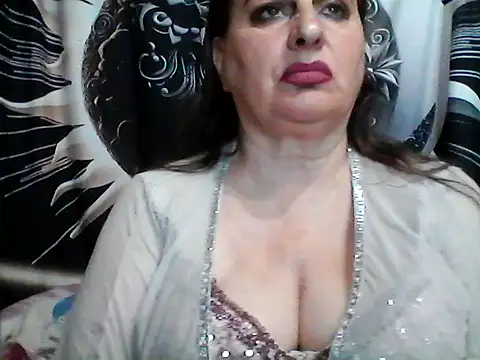 LoaqLovew webcam