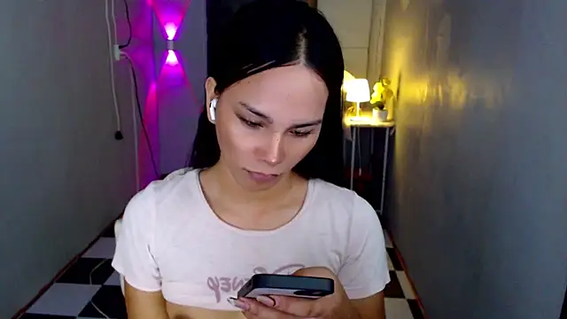 SanyaGirlx webcam