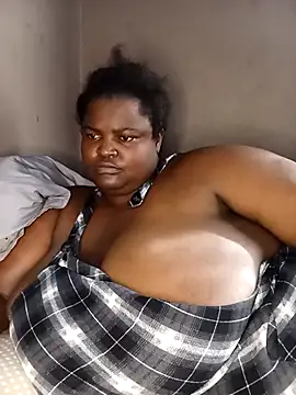 ChubbyLucia webcam