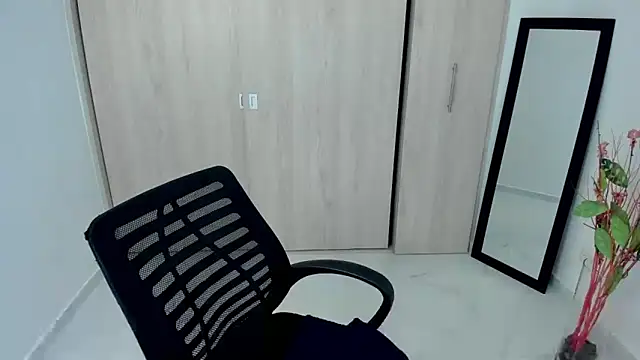 Adele_Sweett webcam