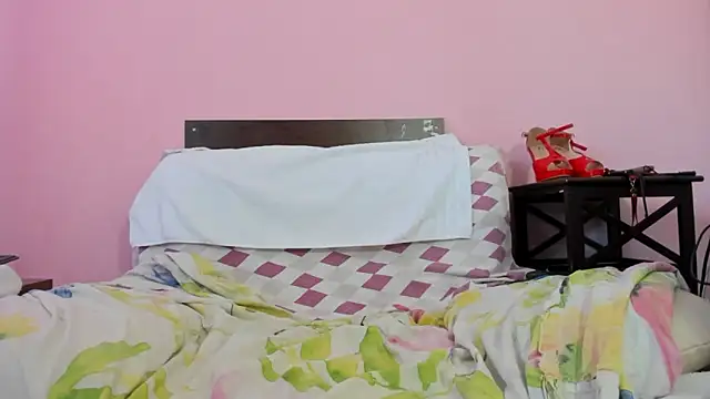 HotSweetAngel webcam