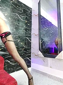 crislingery_dolli (T young) - doggy style 4 fingers in ass