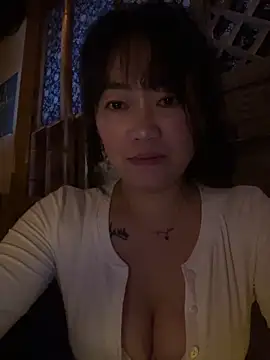 Molly-xiao webcam