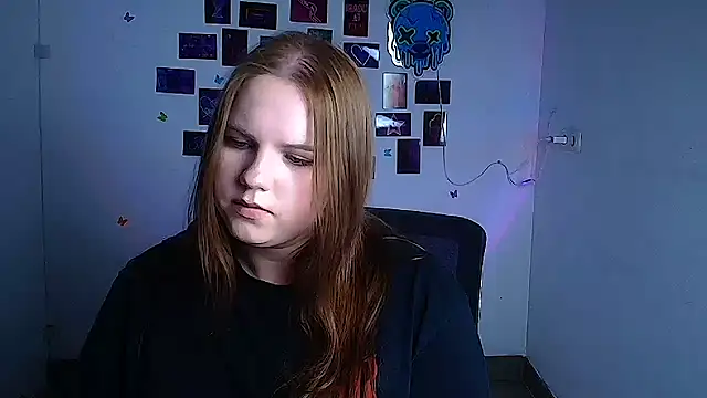 Kitty_Mia_Kitty webcam