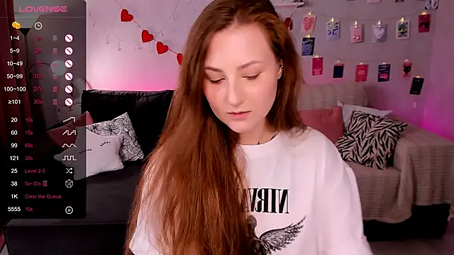 velvet_cherry_ webcam