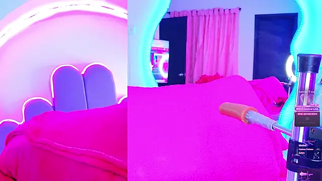 NathaxaLeans webcam