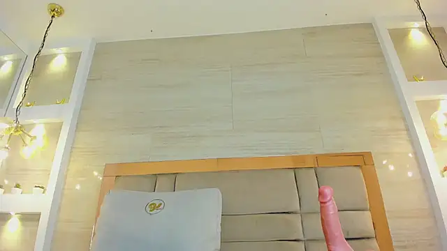 chloe_murray webcam