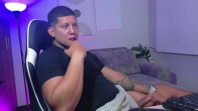 _robertobaggioo webcam