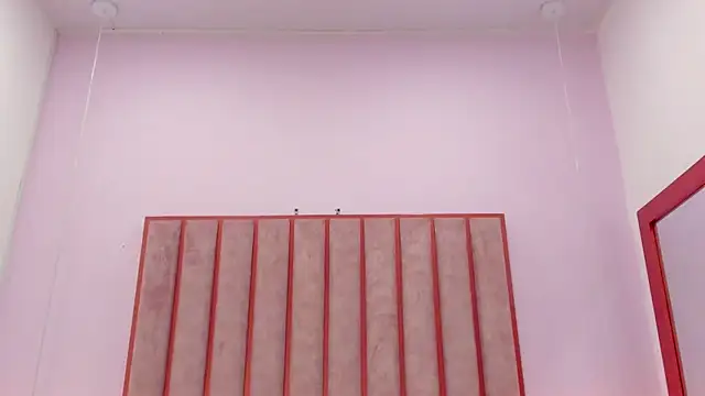 Zoe_Monrow webcam