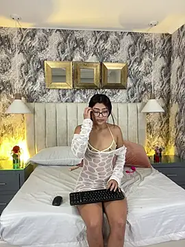 lala_gb webcam