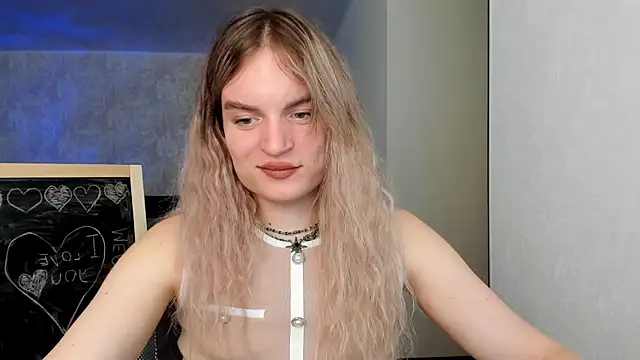 milliKira006 webcam