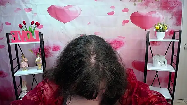 NeonilaLisova webcam