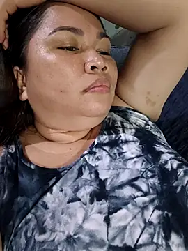 Sweetlorie_83 webcam