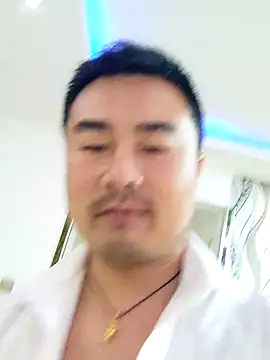 guozuo Live Webcam on Stripchat