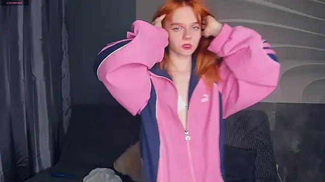 TarynPalek webcam