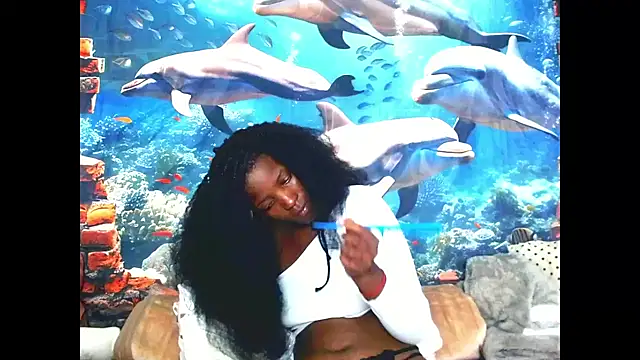 AfricanBarbiee69 webcam