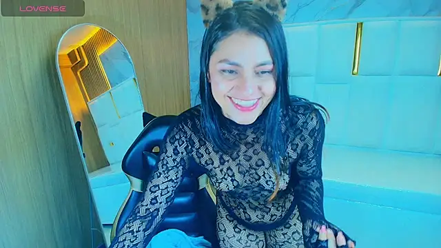 rox_luxury_tf webcam