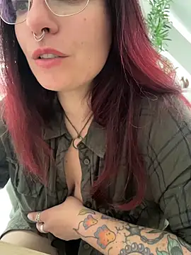 LunaMoongirl webcam
