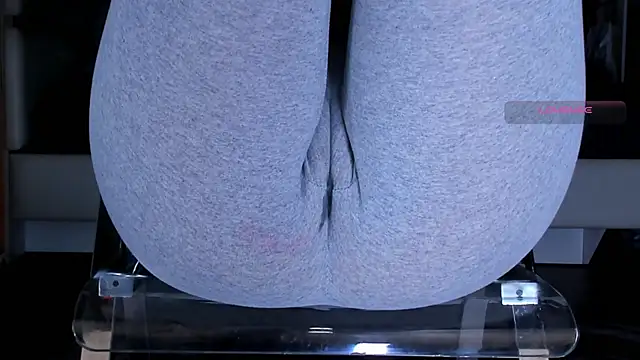 Cameltoe_squirt_inPants webcam