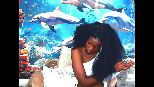 AfricanBarbiee69 webcam