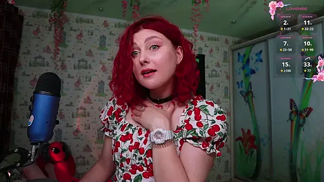 SmokyRose webcam