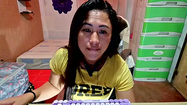 Filipina_Desire webcam