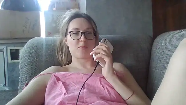jugira - Jugira's free webcam - UK Sex Cams