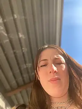 mommmyyummy (F milf) - Make mommy wet and happy in public ❤️