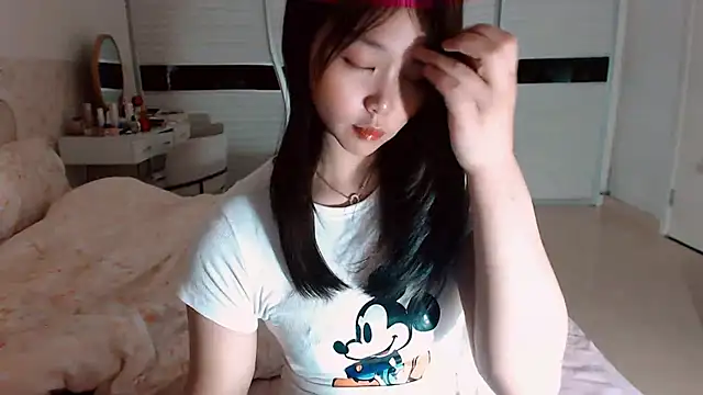 Miu1_girl webcam