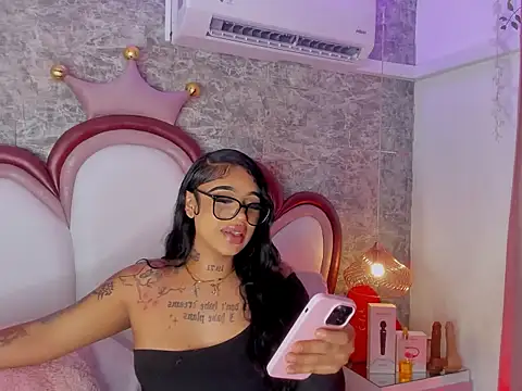 mia_jansen (T teen) - the best twerk