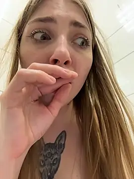 Sunny___Bunny webcam