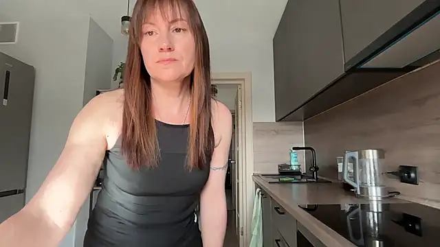 jainesummer (F milf) - Bikini show