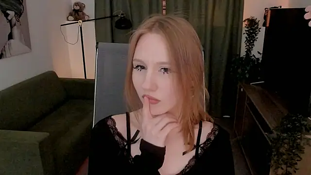 dariatate (F teen) - suck ur fingers and moan 5 min