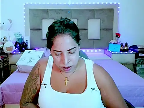 indiantopaz694u webcam