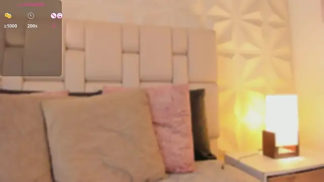 scarlettadams__ webcam