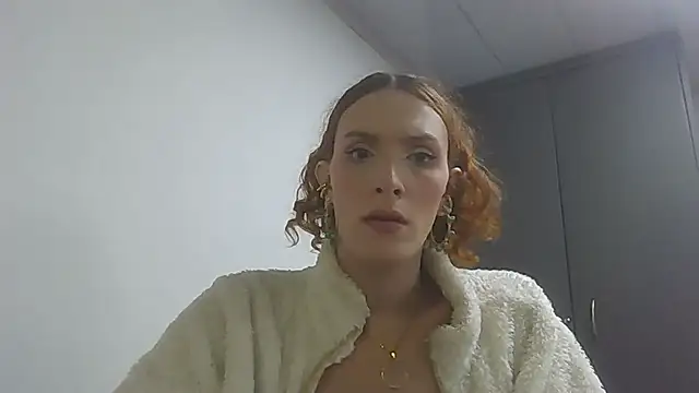 Emma_Lodge webcam
