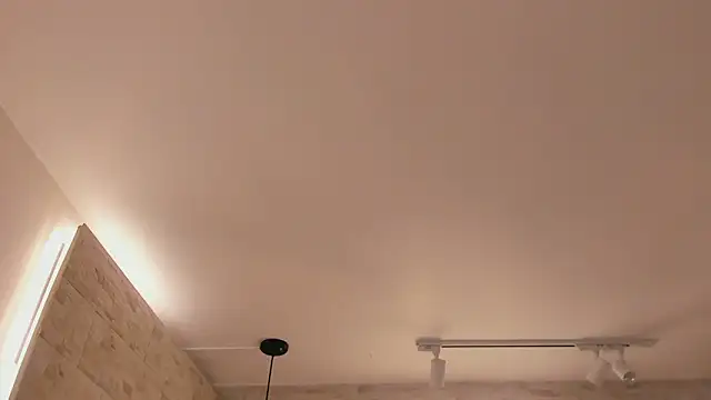 grace_daviss webcam