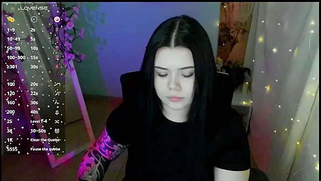 mona_esty (F teen) - wear short shorts