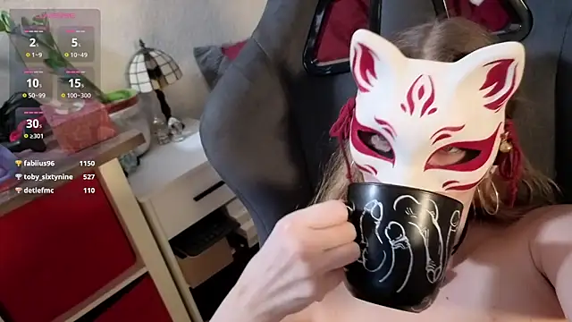 ScarletKitsunyaa webcam