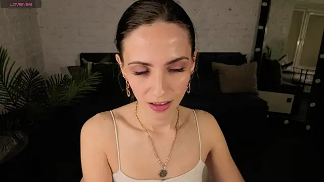 amelia_meili webcam