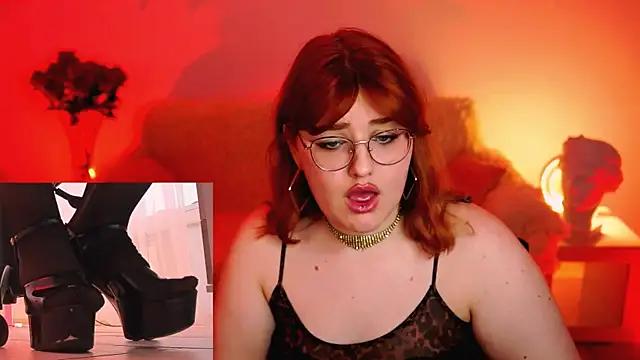 staceyjensen (F teen) - Buy me some new lace stockings.