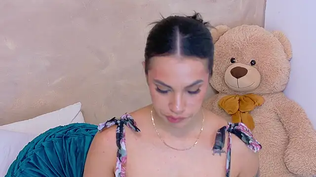 andivasquez (F young) - 💖SHOW ASS💖 (without explicit)