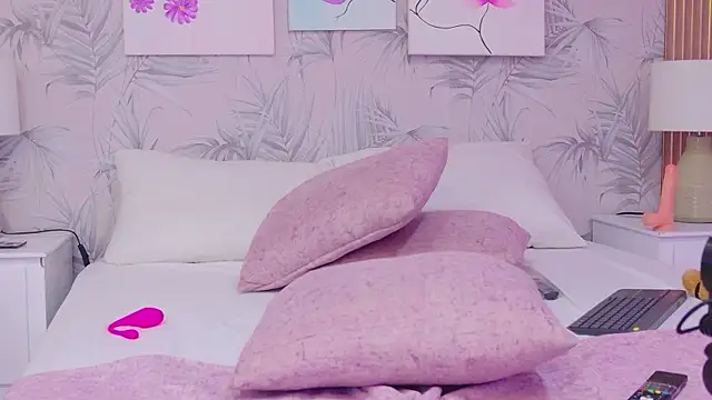 emmaleens (F teen) - Masturbate dildo with tits 😈