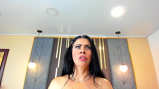 SofiiMontes webcam