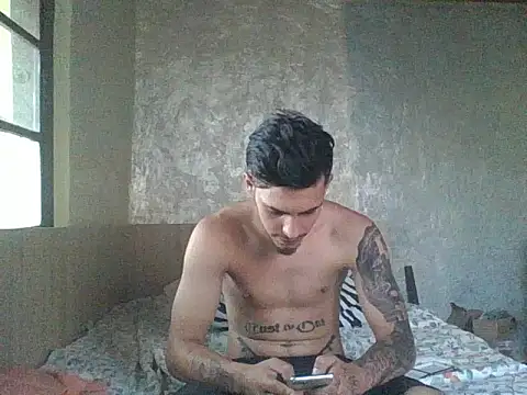 robertmrn112 live sex cam