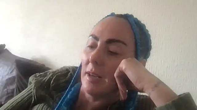 Bella-blue webcam