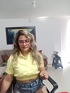 amara_11 webcam