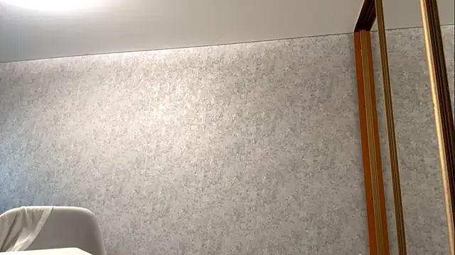 Britney_Calverhends webcam