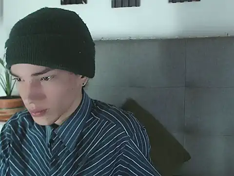 モデル: sora_jun